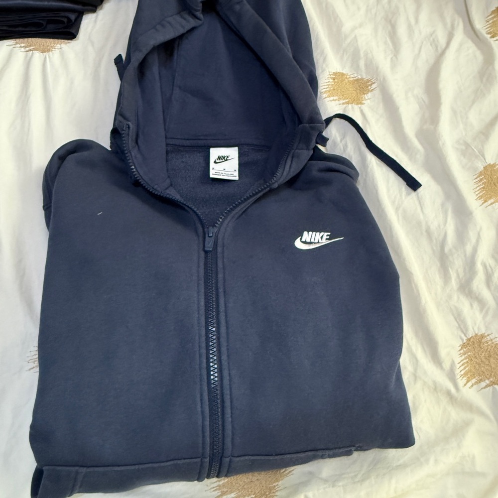 Nike Dark Blue Zip-Up Hoodie & sweatpants